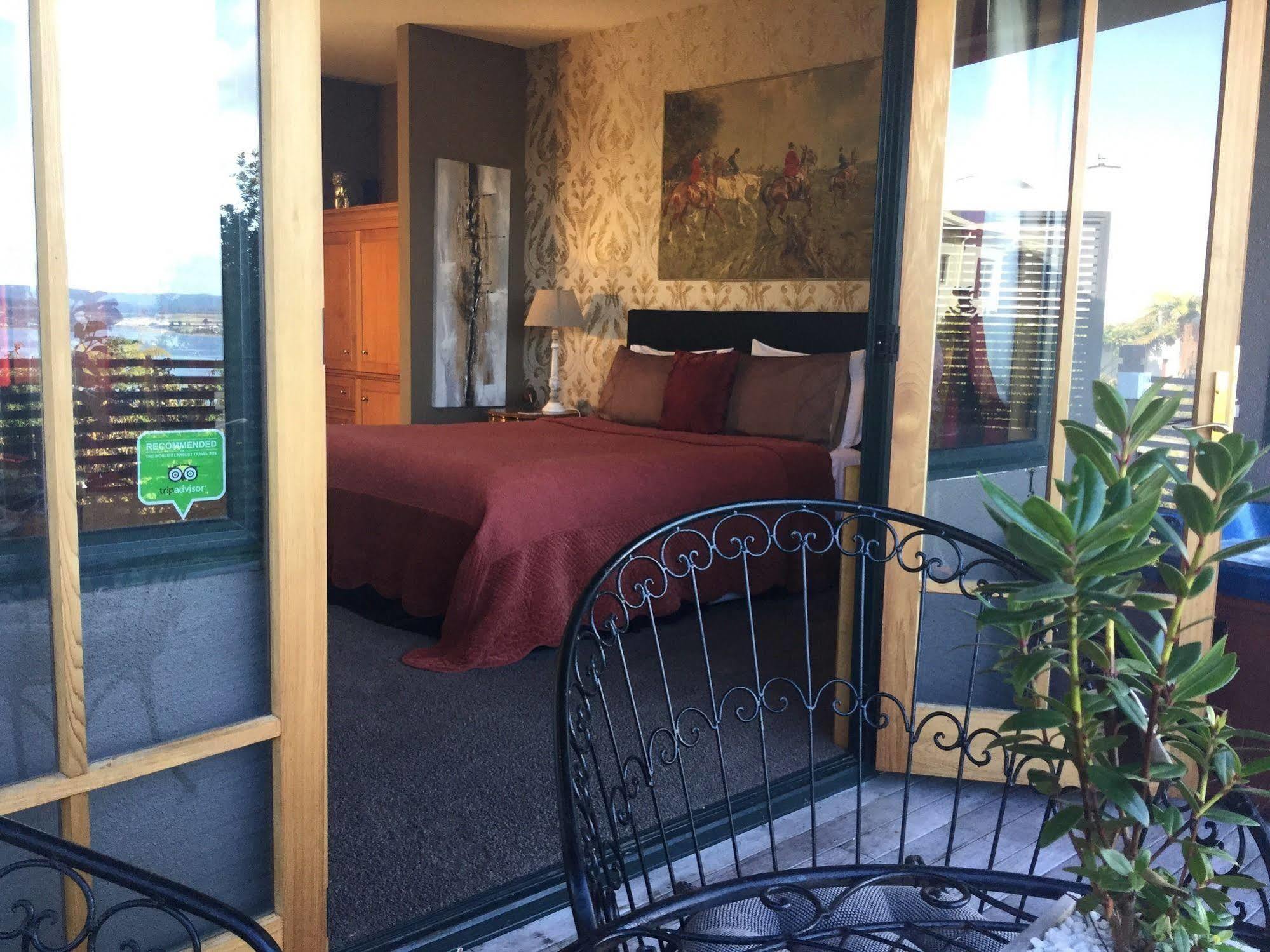 The Flying Trout Boutique Lodge Taupo Exterior foto